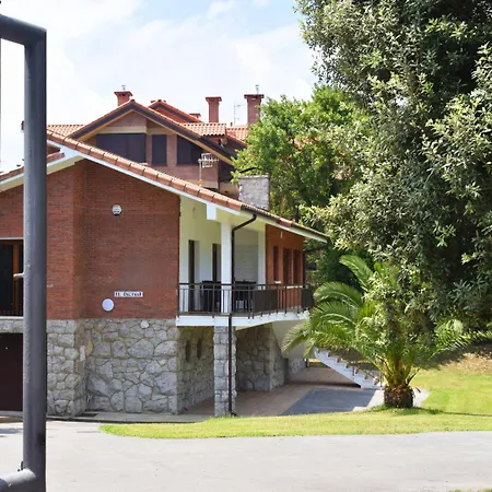 Villa El Encinar De *