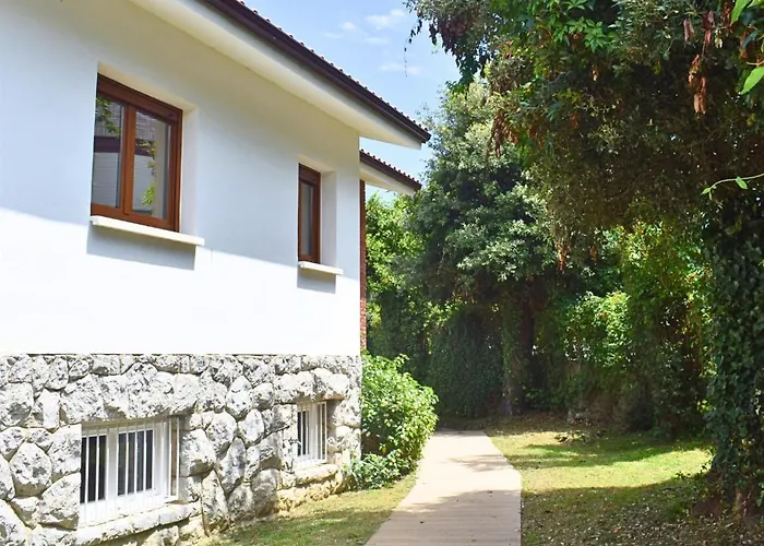 Villa El Encinar De Noja