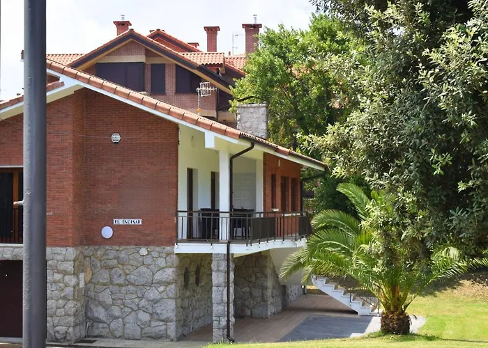 Villa El Encinar De *